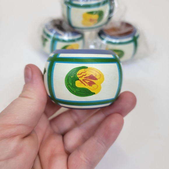 Wood Napkin Holder Set Of 4 Hand-Painted Rings Granny Apple Park Imports NEW - Picture 3 of 8